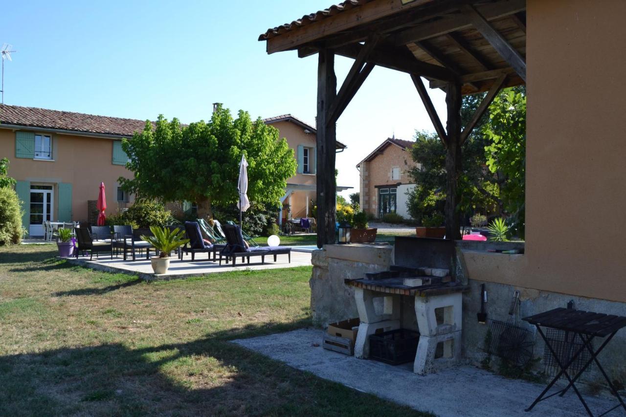 Vila Ferme De Mouline Sainte-Foy-la-Longue Exteriér fotografie